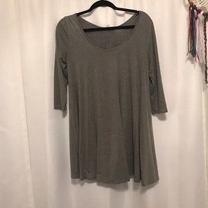 Grey&black striped quarter lengthsleeve shiftdress